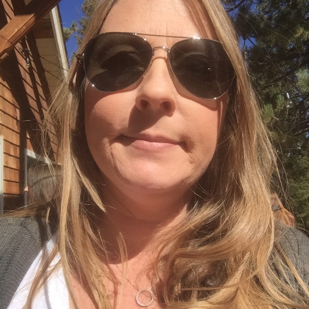 Meet your Posher, Roxann